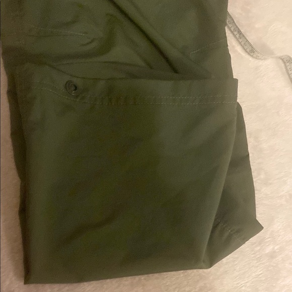 Gandered Mountain Women's Green NWOT Convertible Adjustable Pants/Shorts Sz 6R - Picture 8 of 12